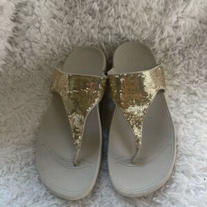 FitFlop Lulu Fabric Gold sequins wedge thong Sandals Slippers SZ9
